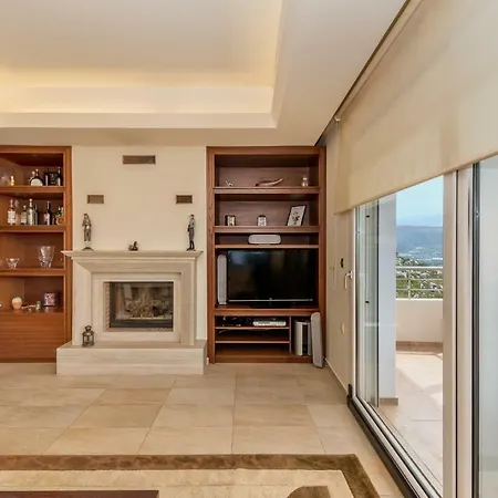 Karmilos Hill Villa *