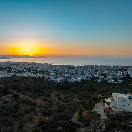 ヴィラ Karmilos Hill ハニア