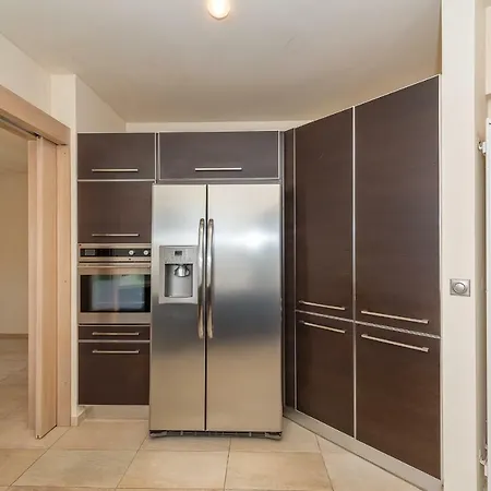 Karmilos Hill ヴィラ ハニア