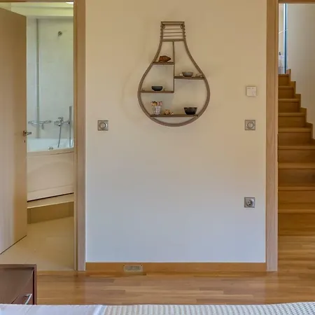 Karmilos Hill Вилла